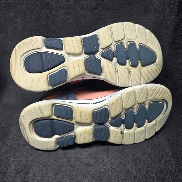Skechers Ultra Go Cali Gear Adjustable Strap Sandals - Picture 9 of 10